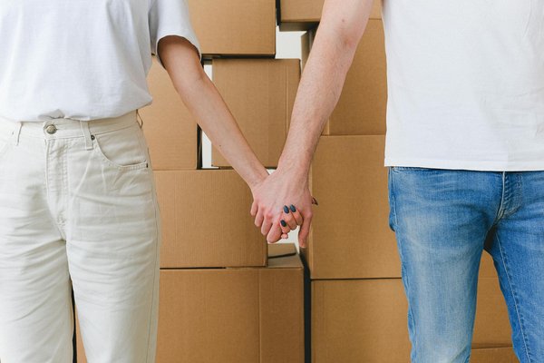 How Can UK Homeowners Add a Touch of Personalization to Their Interiors?