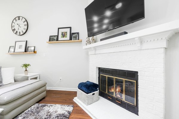 What are the best practices for notifying utilities of a UK house move?